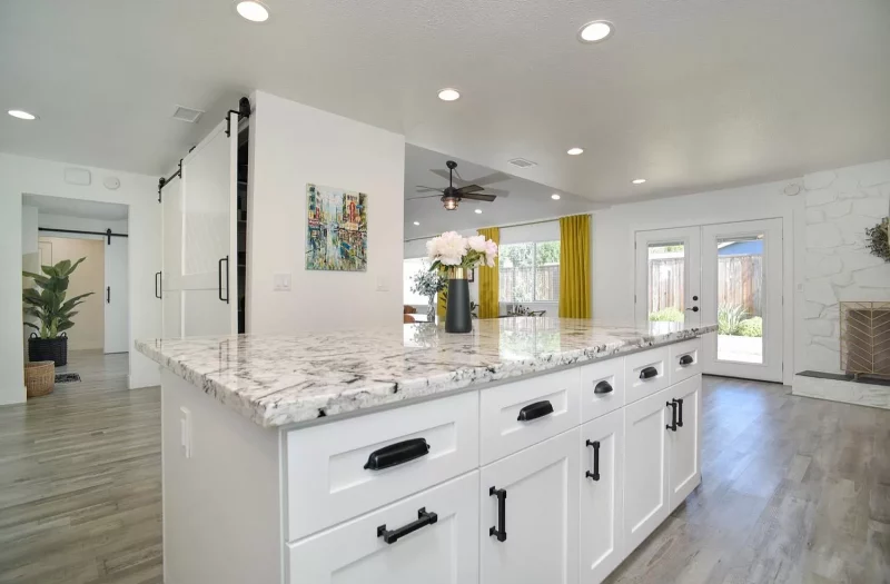 2686c4bf47ff03d519a18255cc8a8d88-uncropped_scaled_within_1536_1152