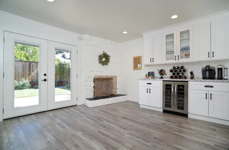 3e04716b2b521675024f9b41d9cdf231-uncropped_scaled_within_1536_1152