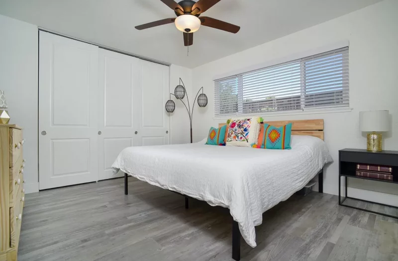 41dcf6f3d24535dc637d188595aef31f-uncropped_scaled_within_1536_1152