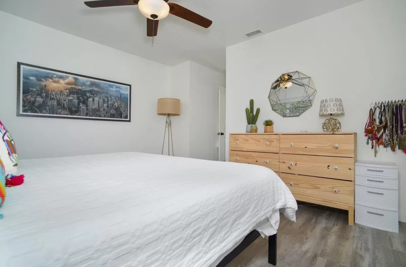 e5210a4f8b8c2020f7c89059896233c6-uncropped_scaled_within_1536_1152-1